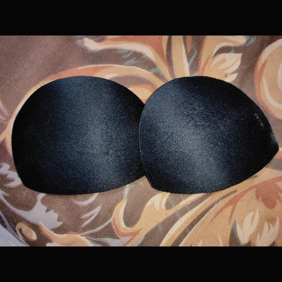 ❌SOLD❌Black Halter Neck Top 🖤🤍 - Picture 8 of 8